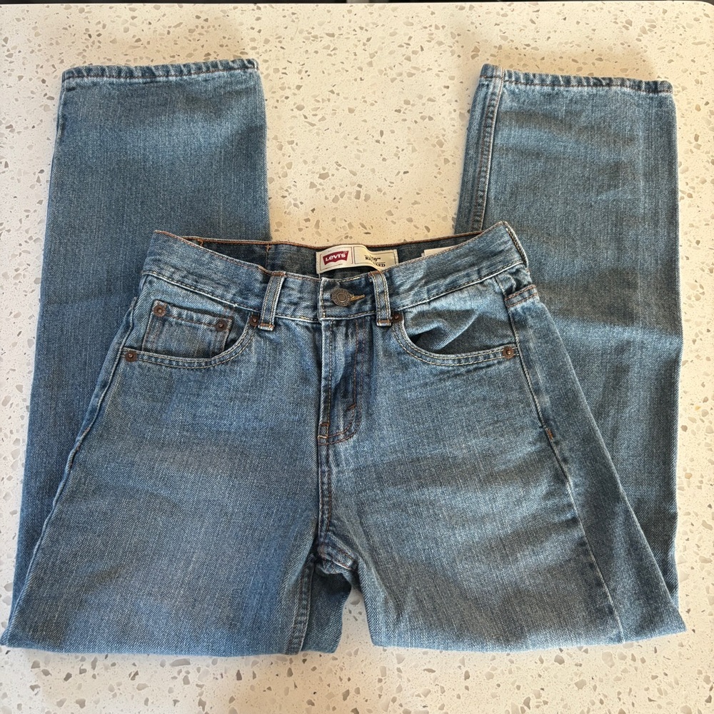 SOLD - Levi 550 Women’s Straight Leg Cotton Jeans Size 12 Regular